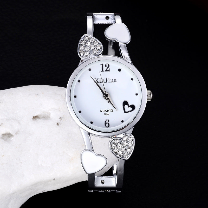 ✨ Montre Élégante Strass – Style Moderne & Féminin