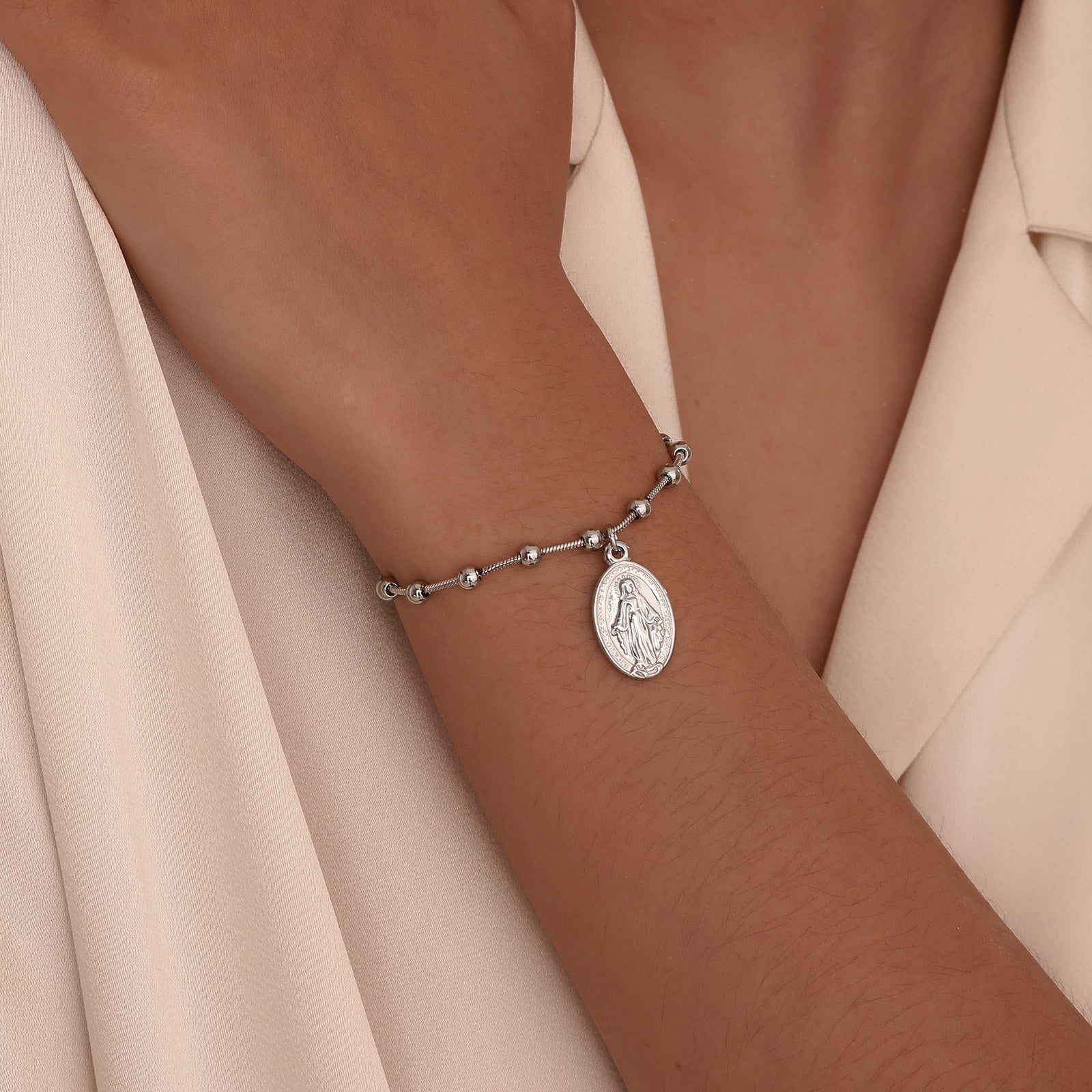 ✨Bracelet Croix Ovale en Acier Inoxydable – Élégant et Moderne, Plaqué Or ou Acier✨