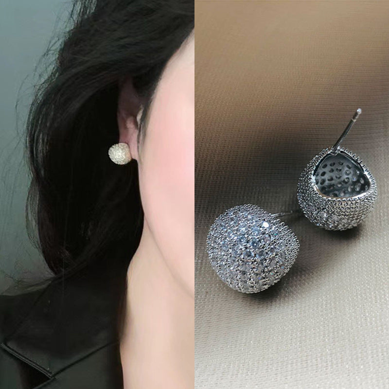 ✨ Boucles d’Oreilles Boule Cristal – Éclat Diamant & Élégance Moderne