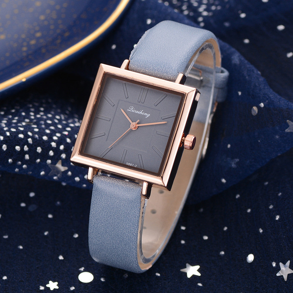 ✨Montre Femme Carrée Élégance – Bracelet Cuir & Mouvement Quartz✨