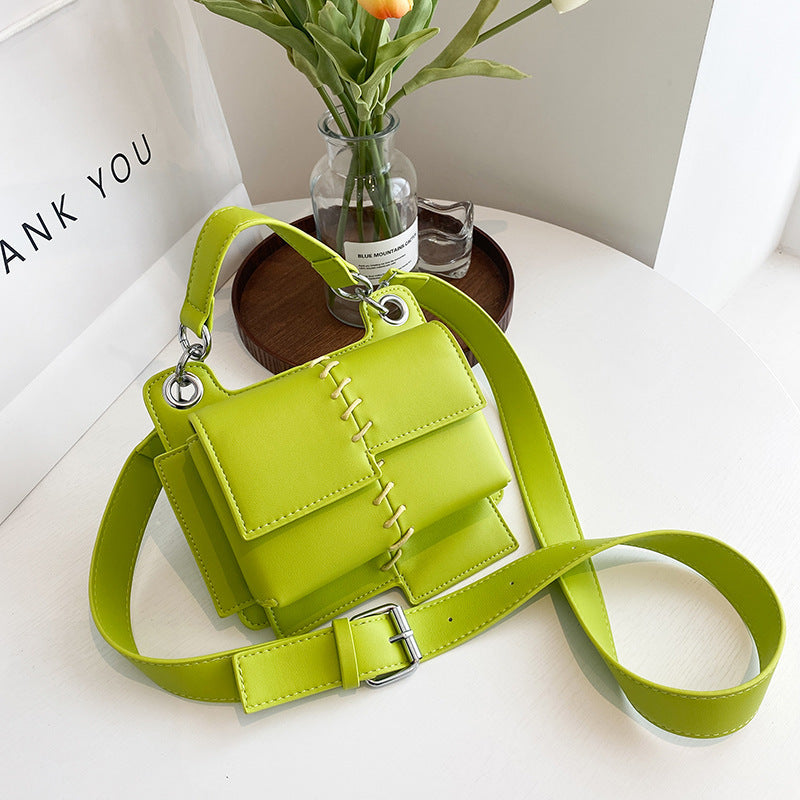 ✨ Sac Messenger Carré Tendance – Style Fashion ✨