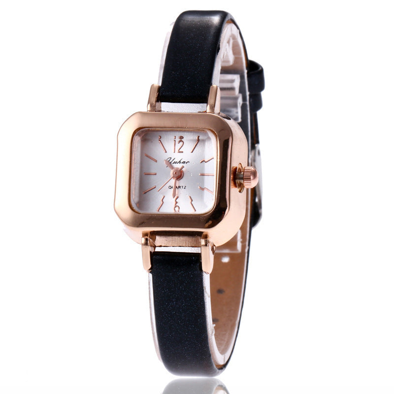 ✨ Montre Femme Élégante au Style Rétro – Bracelet Fin & Cadran Carré Chic