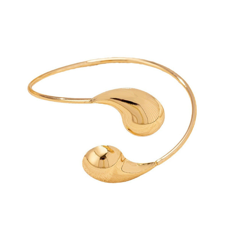 💧 Bracelet Élégance Goutte d’Eau – Plaqué Or