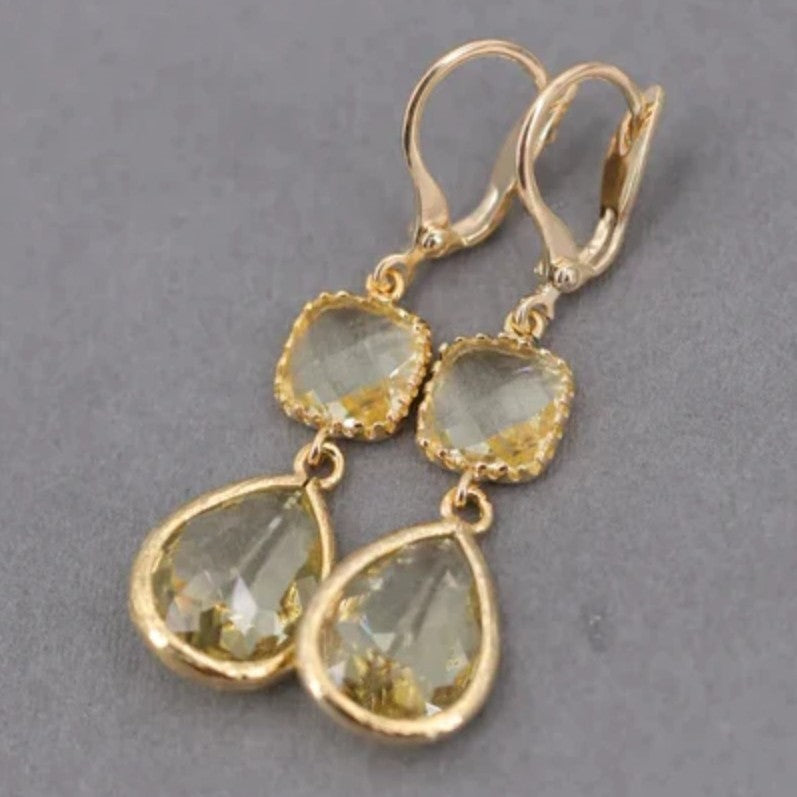 ✨ Boucles d’Oreilles Pendantes Cristal – Élégance Rétro & Goutte Scintillante