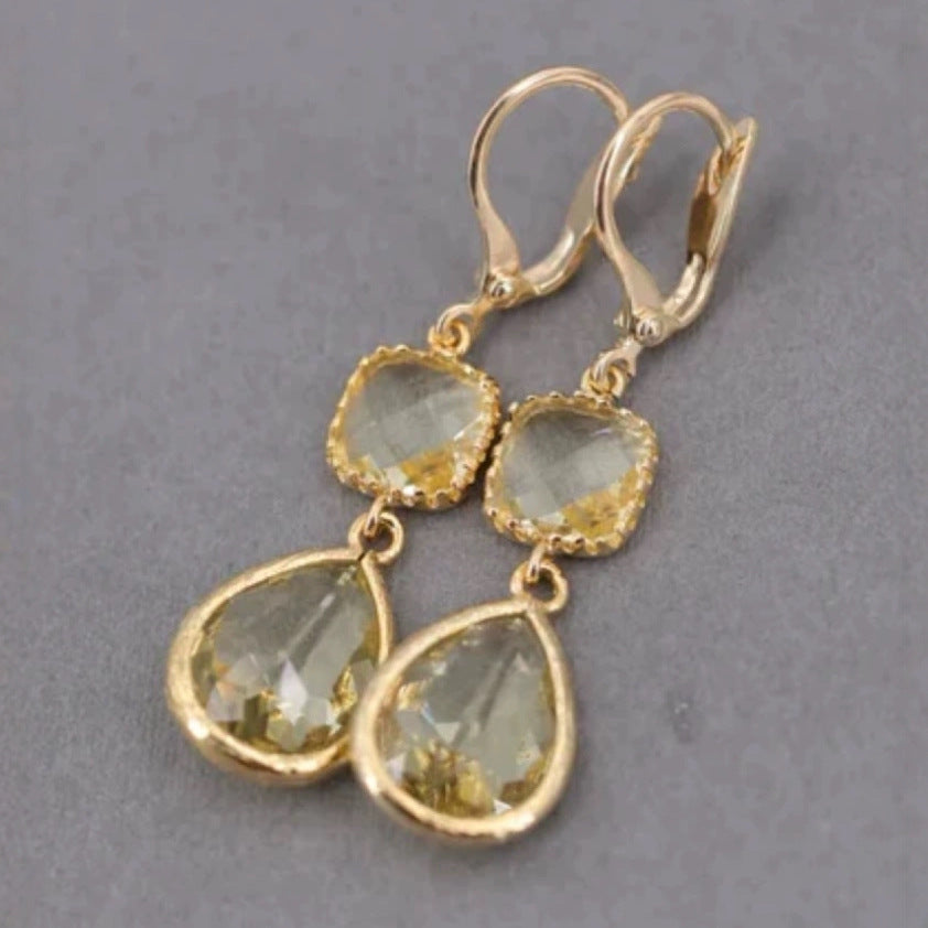 ✨ Boucles d’Oreilles Pendantes Cristal – Élégance Rétro & Goutte Scintillante