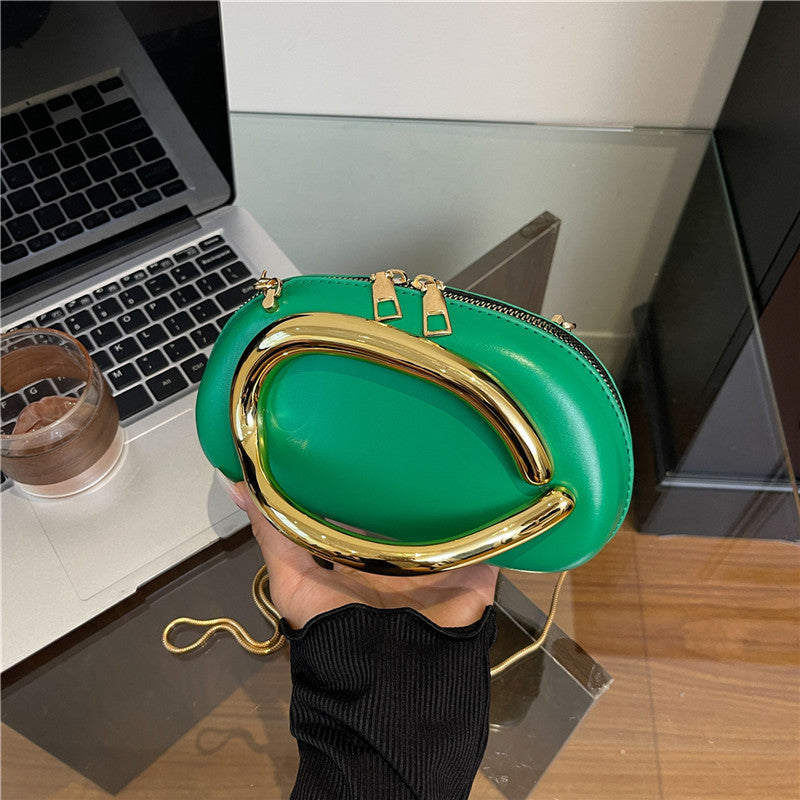 ✨ Sac Vintage Élégant – Poignée métal doré & chaîne ✨