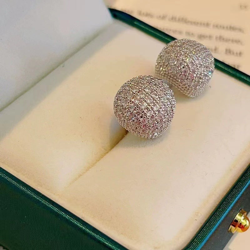 ✨ Boucles d’Oreilles Boule Cristal – Éclat Diamant & Élégance Moderne