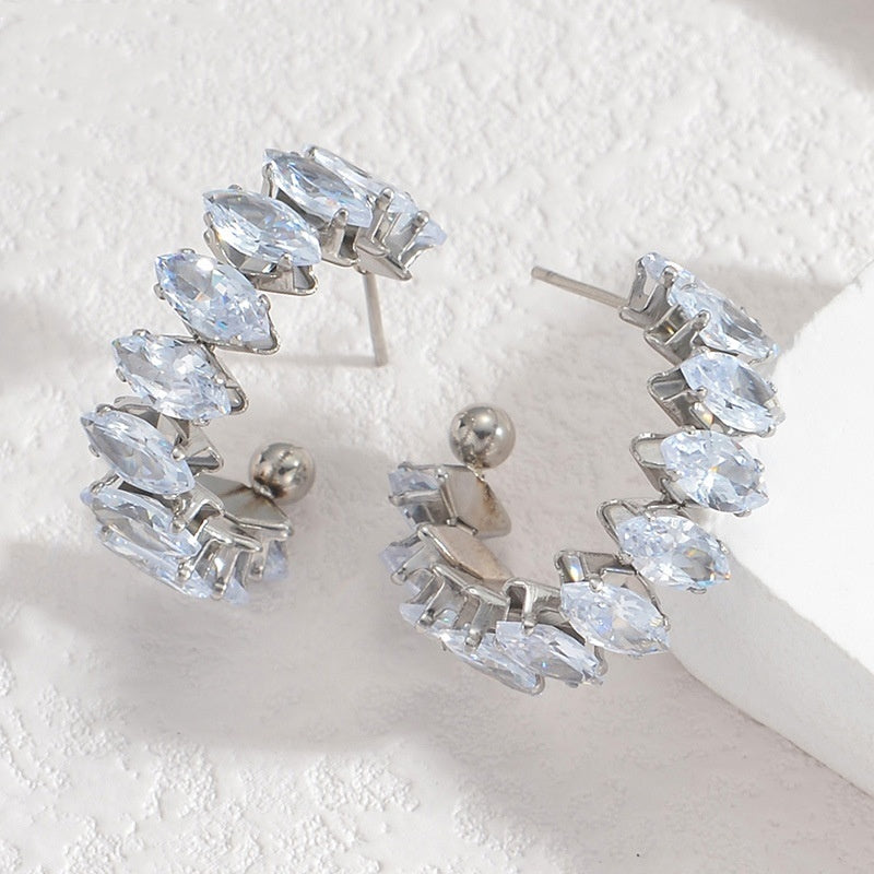 ✨ Boucles d’Oreilles Élégance Cristalline ✨