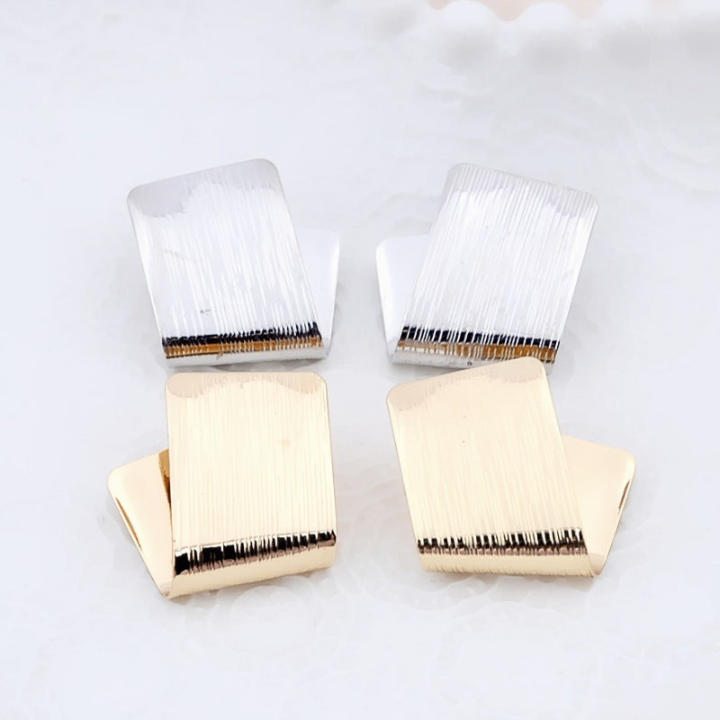 ✨Boucles d’oreilles géométriques bicolores en alliage – Doré & Argenté✨