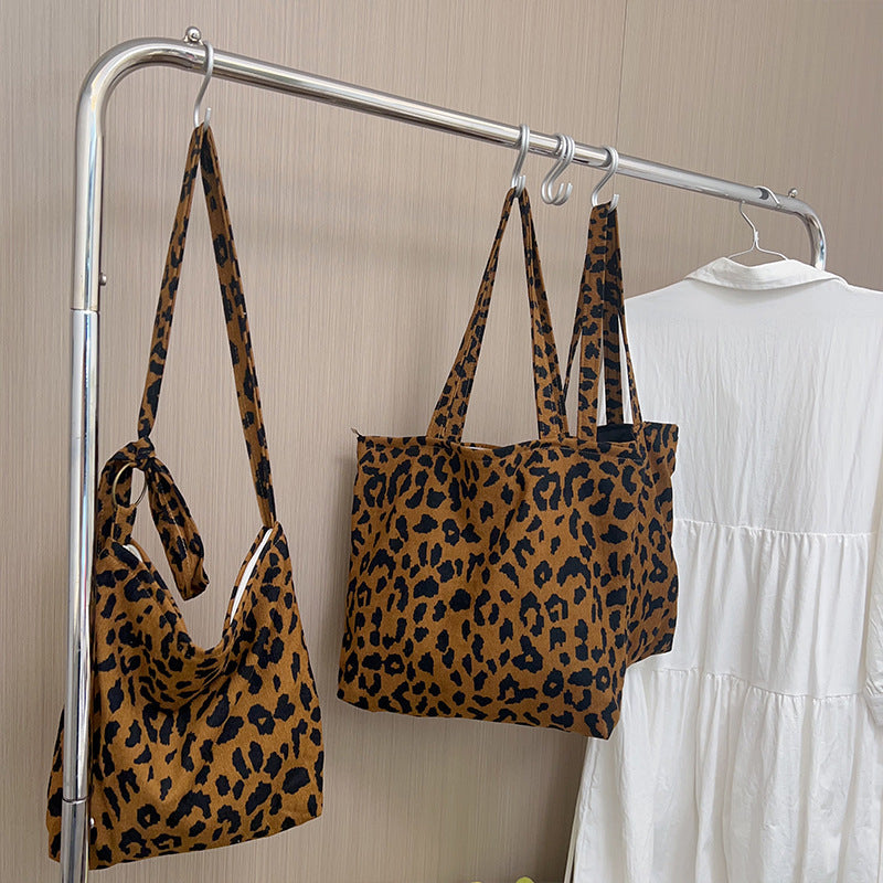 ✨ Grand sac cabas imprimé léopard – Style vintage ✨