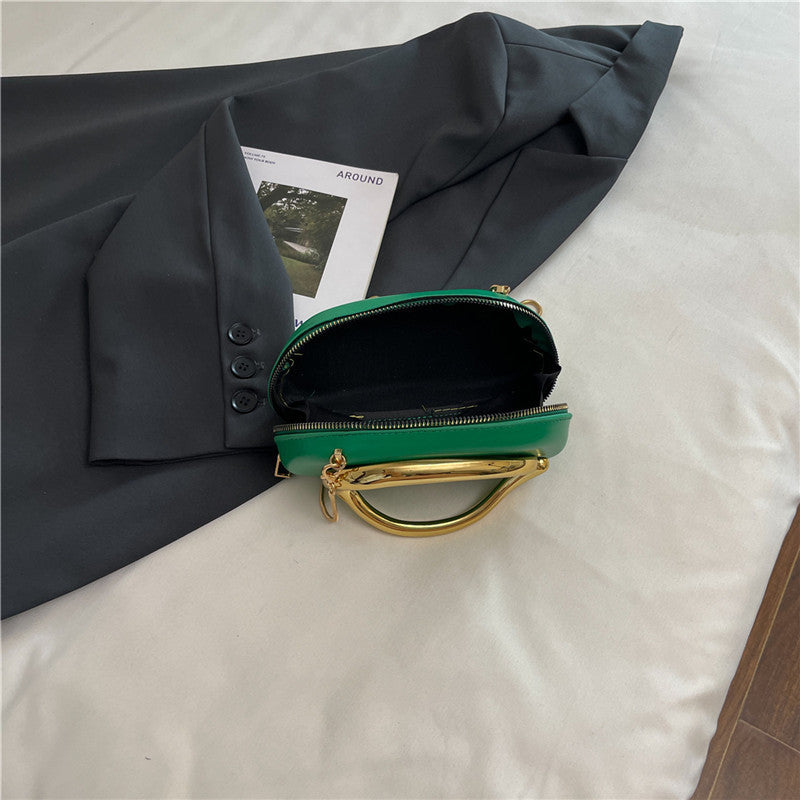 ✨ Sac Vintage Élégant – Poignée métal doré & chaîne ✨